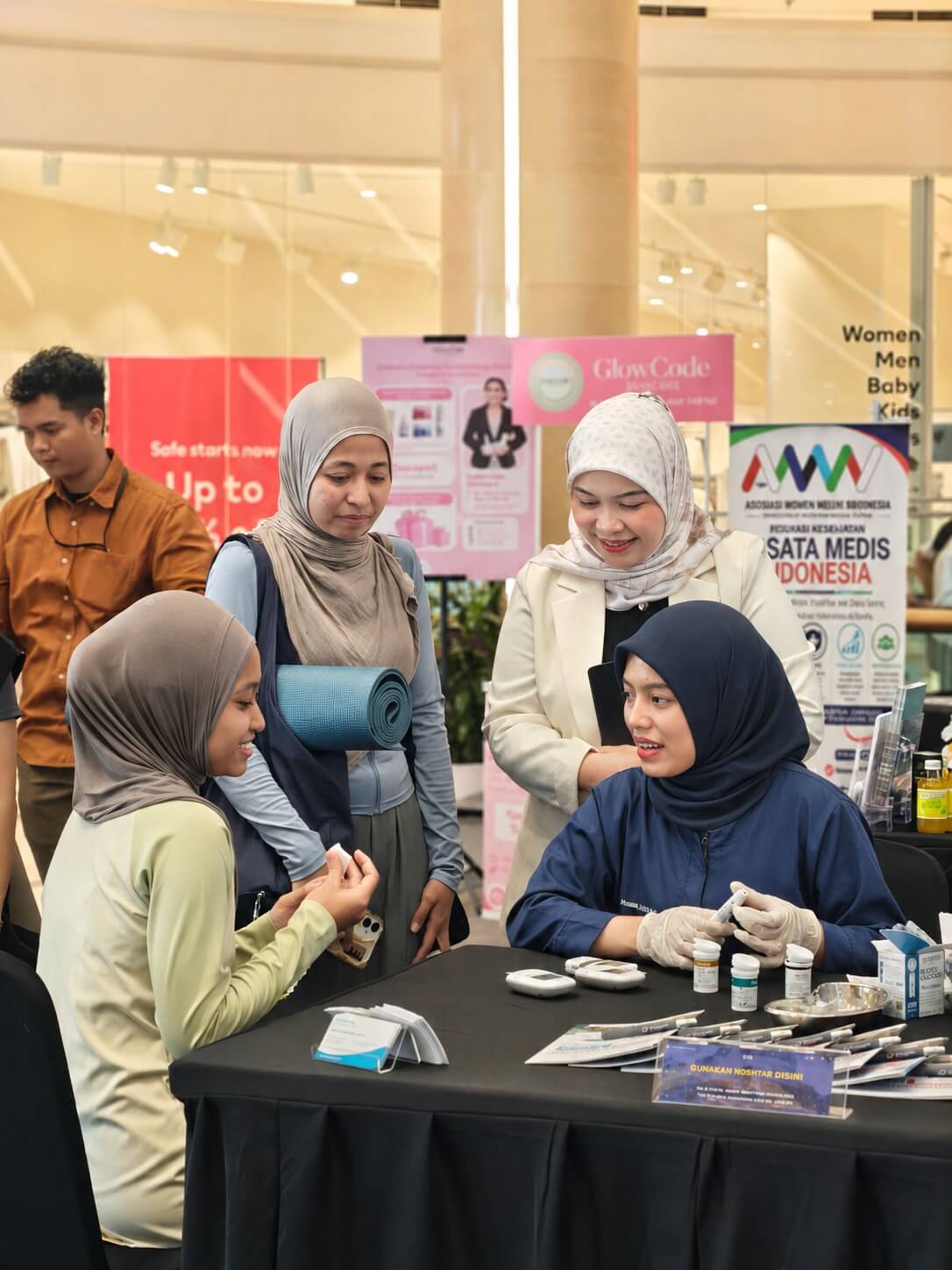 Gleneagles JPMC expands its Indonesian footprint at the 12th International Health, Beauty & Fashion Expo 2026